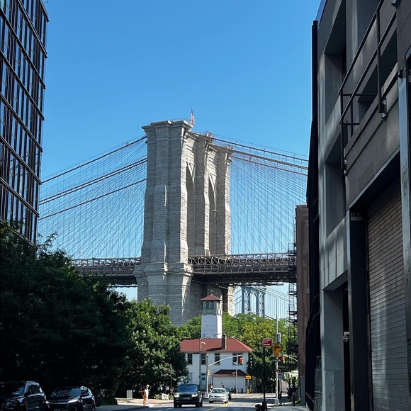 Meet your Posher, Meredith - Picture 2 of 2